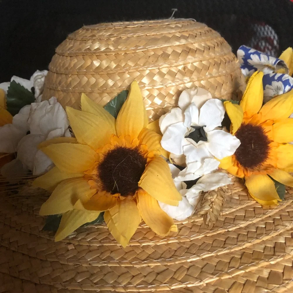 Cute Country Inspired Hat-  538 $30 or $25 w/offer - Picture 2 of 2